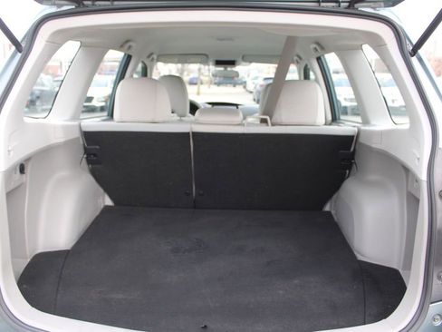 Used 2012 Subaru Forester 2.5X w/ Alloy Wheel Pkg image 11