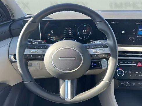 Used 2025 Hyundai Tucson SEL image 14