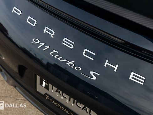 Used 2018 Porsche 911 Turbo S image 20