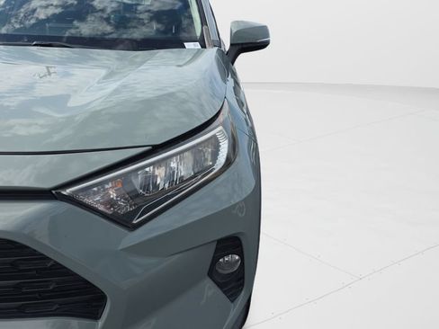 Used 2019 Toyota RAV4 XLE Premium FWD image 26