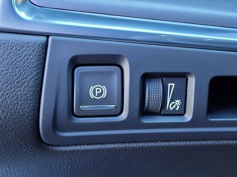 Certified 2022 Cadillac XT5 Luxury image 14