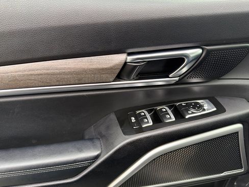 Used 2021 Kia Telluride EX w/ EX Premium Package image 12