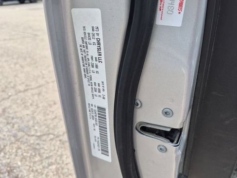 Used 2008 Dodge Caliber R/T w/ Driver Convenience Group FWD image 25