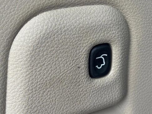 Used 2018 Jeep Grand Cherokee Limited image 11