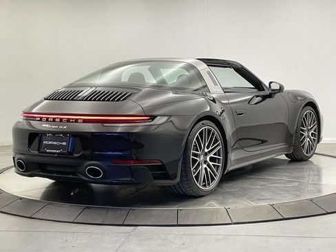 Used 2022 Porsche 911 Targa 4S image 7
