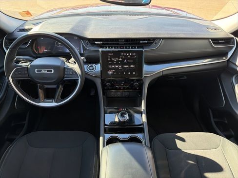 Used 2021 Jeep Grand Cherokee L Laredo w/ Luxury Tech Group I image 27