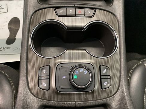 Certified 2021 GMC Acadia SLT image 21