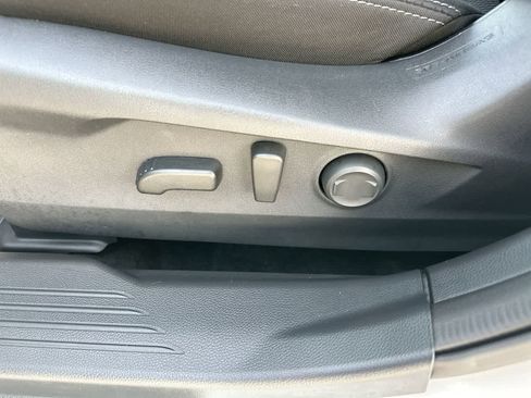 Used 2023 Subaru Legacy Premium image 22