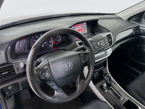 Used 2015 Honda Accord Sport image 10