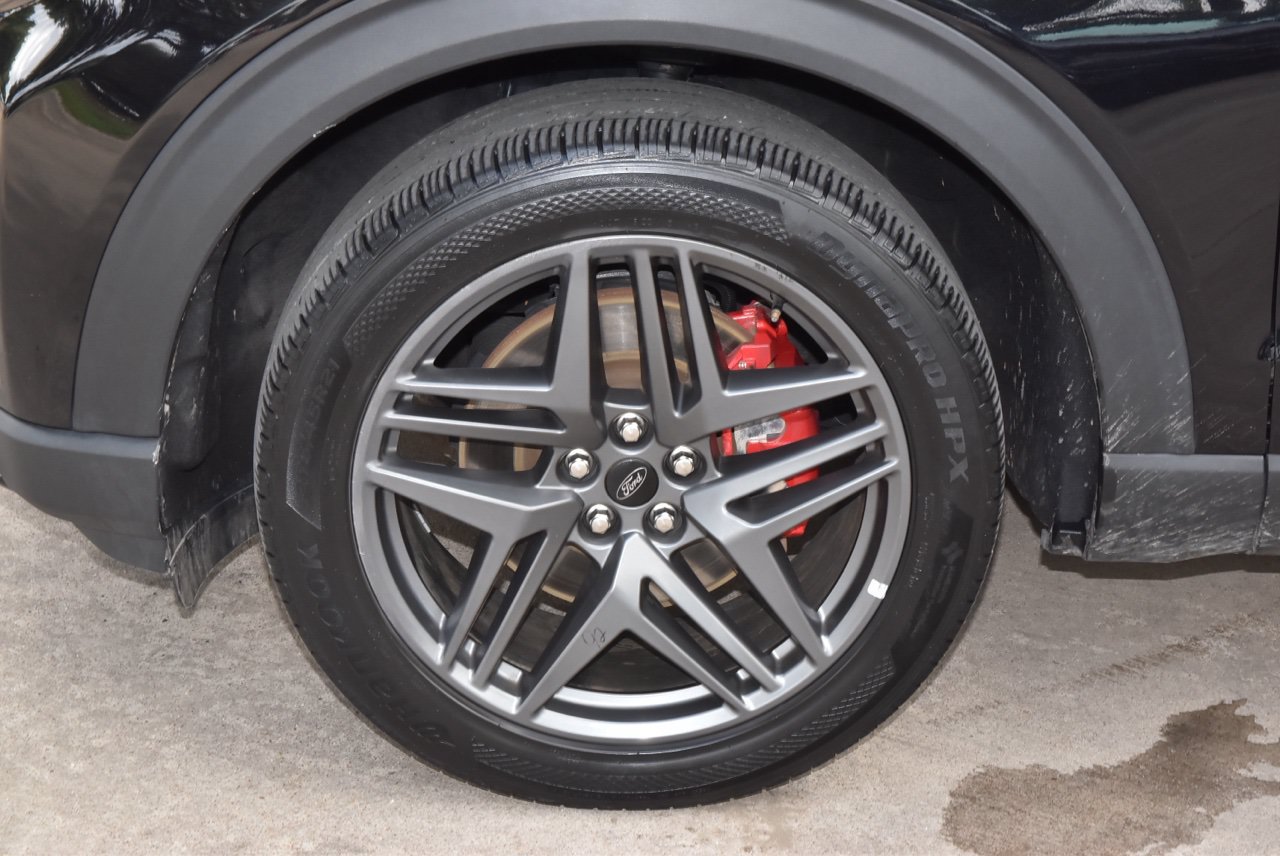 Used 2025 Ford Explorer ST-Line w/ ST-Line Street Pack AWD/4WD image 39