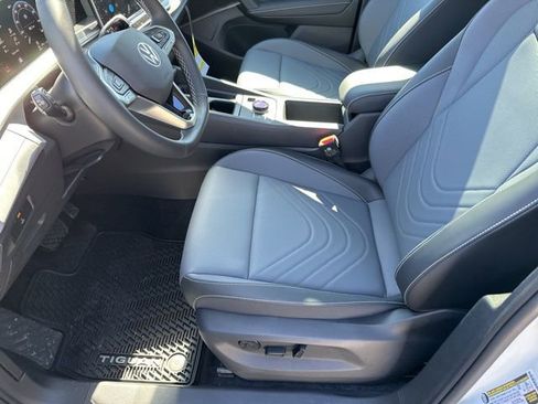 New 2026 Volkswagen Tiguan SE AWD/4WD image 11