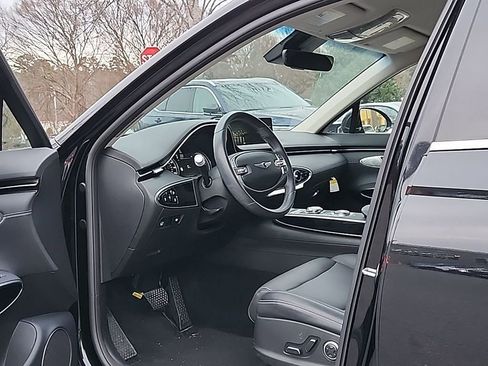 Used 2025 Genesis GV70 2.5T image 5