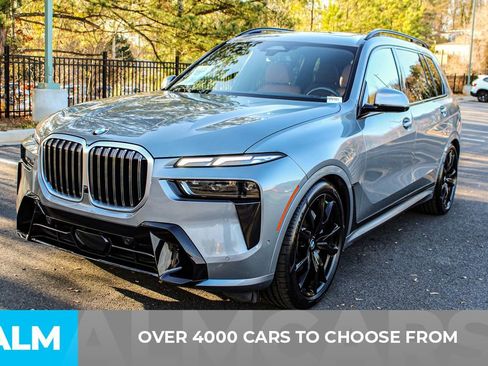 Used 2023 BMW X7 xDrive40i w/ M Sport Package image 3