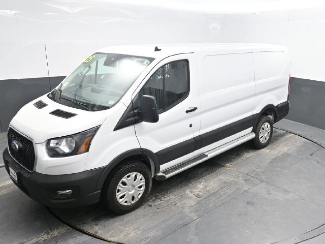 Used 2025 Ford Transit 250 Low Roof w/ Exterior Upgrade Package RWD image 29