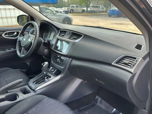 Used 2018 Nissan Sentra SV FWD image 21