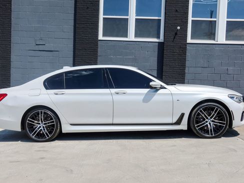 Used 2016 BMW 750i xDrive AWD/4WD image 6