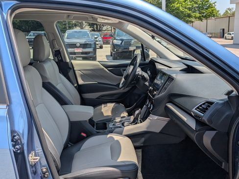Used 2022 Subaru Forester Limited AWD/4WD image 11
