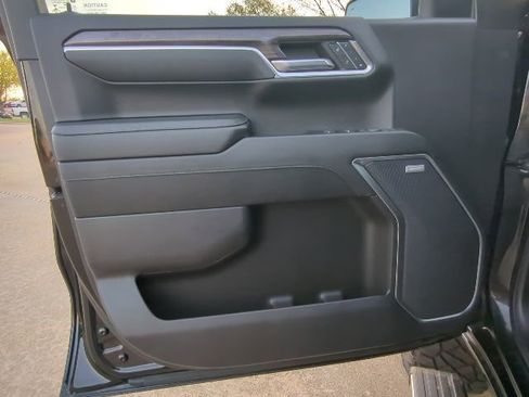 Used 2023 Chevrolet Silverado 1500 LTZ w/ Technology Package image 16