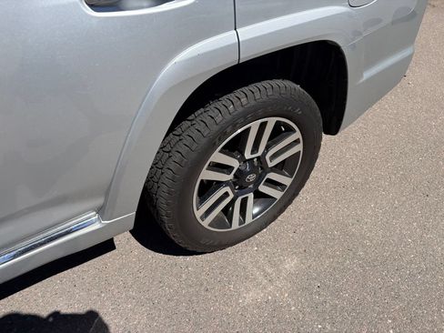 Used 2014 Toyota 4Runner Limited AWD/4WD image 10