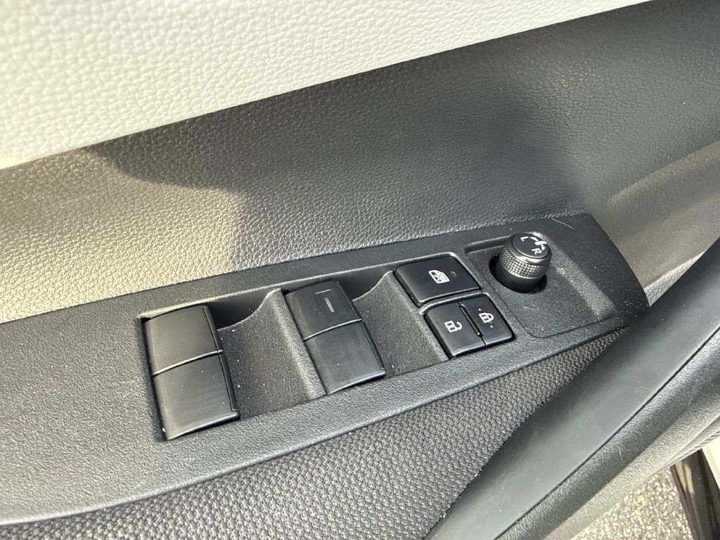 Used 2026 Toyota Corolla SE FWD image 21