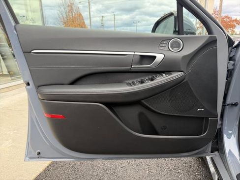 New 2026 Hyundai Sonata Limited image 12