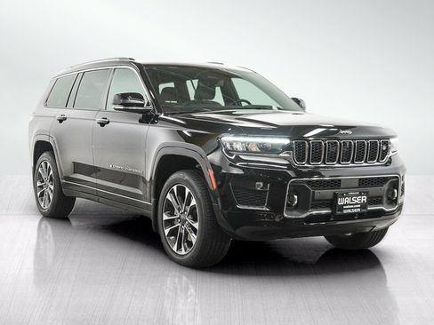Used 2021 Jeep Grand Cherokee L Overland w/ Advanced Protech Group III AWD/4WD image 7