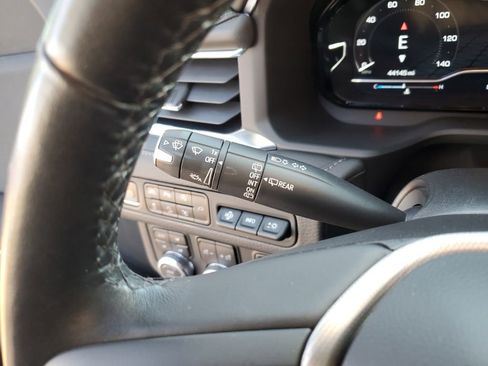 Used 2022 GMC Yukon Denali w/ Denali Premium Package image 36