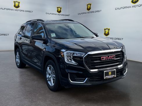 Used 2022 GMC Terrain SLE w/ Driver Convenience Package image 7