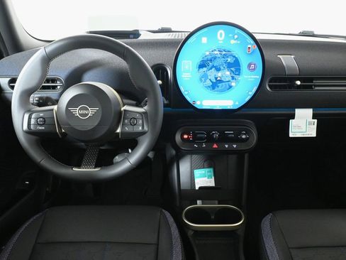 New 2026 MINI Cooper 4-Door Hardtop image 17