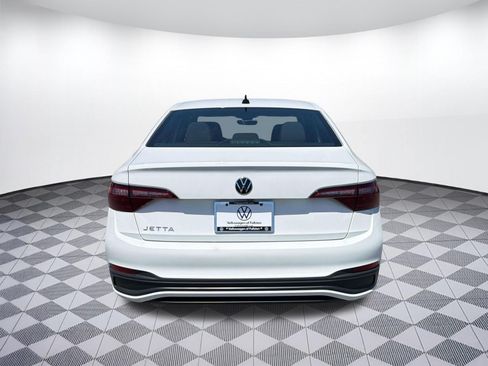 Certified 2024 Volkswagen Jetta Sport FWD image 10