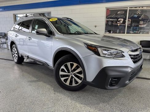 Used 2020 Subaru Outback Premium w/ Popular Package #1 image 2