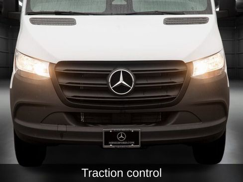 Used 2025 Mercedes-Benz Sprinter 2500 image 14