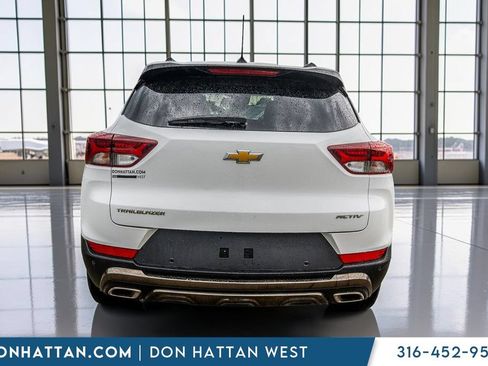 Used 2023 Chevrolet TrailBlazer ACTIV w/ Sun and Liftgate Package FWD image 31