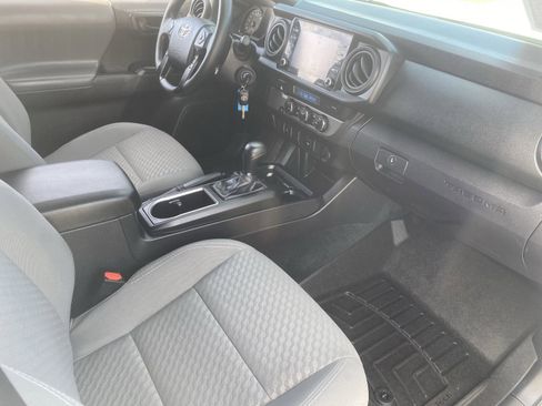 Used 2021 Toyota Tacoma SR image 13