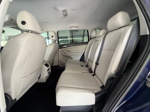Used 2022 Volkswagen Tiguan SE image 14