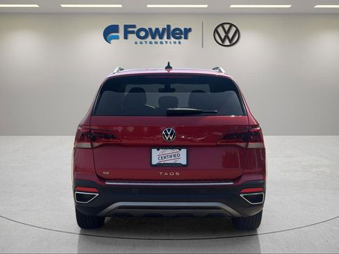 Used 2023 Volkswagen Taos SE FWD image 6