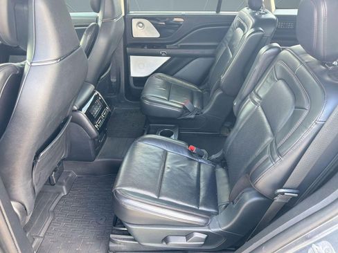 Used 2021 Lincoln Aviator Reserve w/ Equipment Group 208A RWD image 13