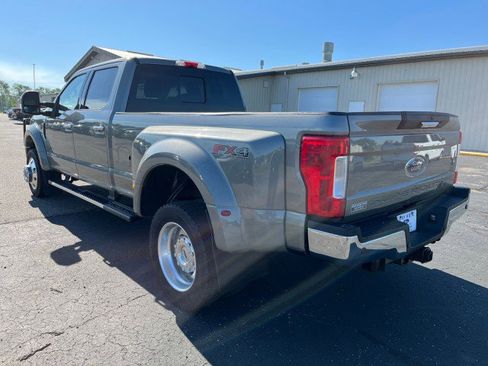 Used 2019 Ford F450 Lariat w/ Chrome Package image 3