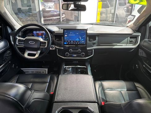 Used 2023 Ford Expedition Max XLT image 23