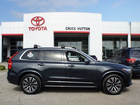 Used 2021 Volvo XC90 T6 Momentum w/ Advanced Package image 1