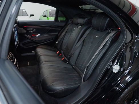 Used 2016 Mercedes-Benz S 63 AMG 4MATIC Sedan image 28