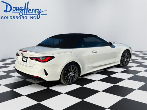 Used 2024 BMW 430i Convertible image 5