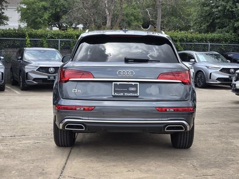 Certified 2023 Audi Q5 2.0T Premium w/ Convenience Package AWD/4WD image 9