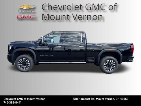 New 2025 GMC Sierra 2500 Denali Ultimate w/ Max Trailering Package image 2
