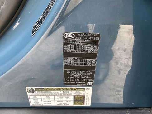 Used 2024 Land Rover Defender 110 S image 19