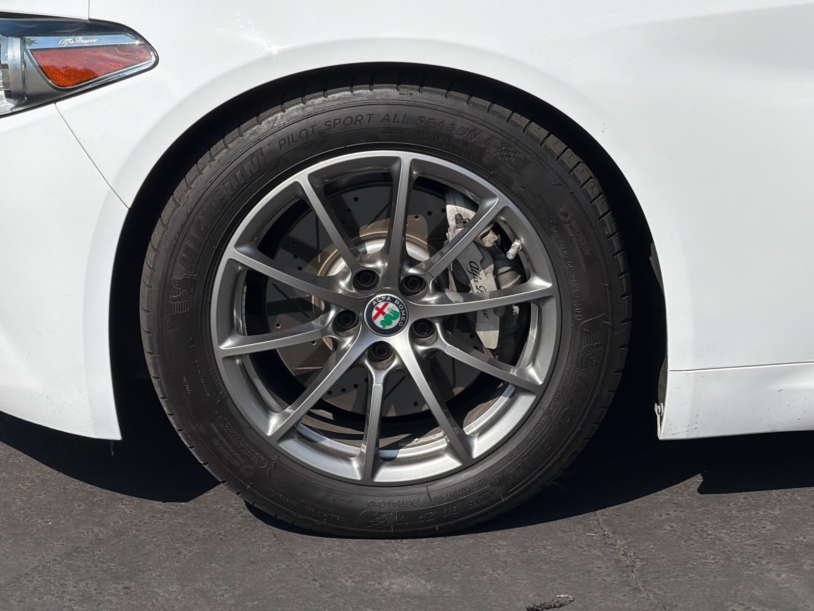 Used 2017 Alfa Romeo Giulia RWD image 23