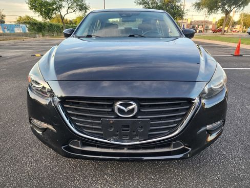 Used 2018 MAZDA MAZDA3 Sport FWD image 2