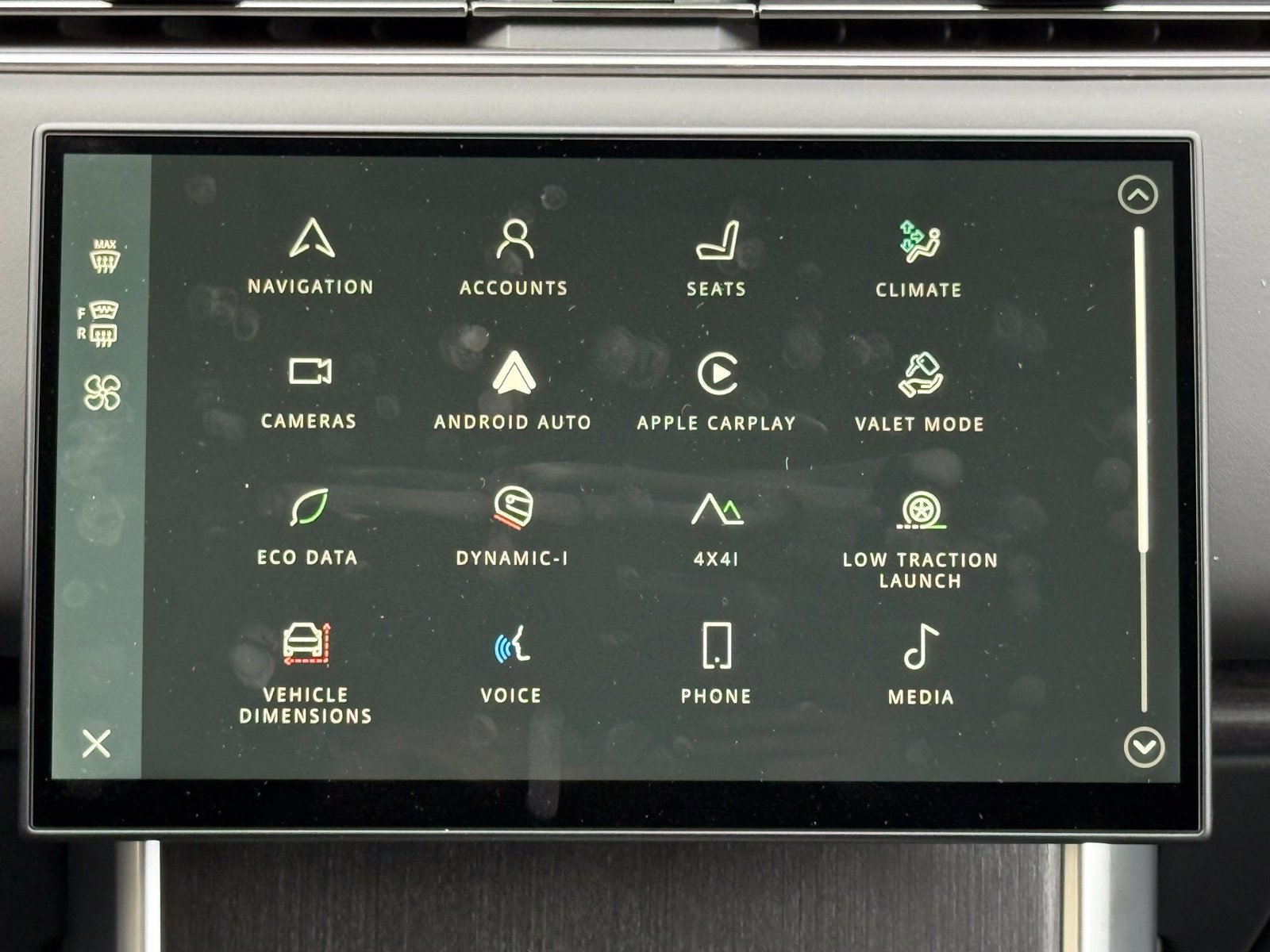 New 2025 Land Rover Range Rover SE AWD/4WD image 27