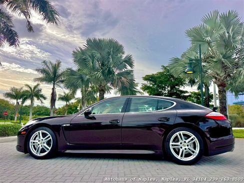 Used 2012 Porsche Panamera 4S image 12