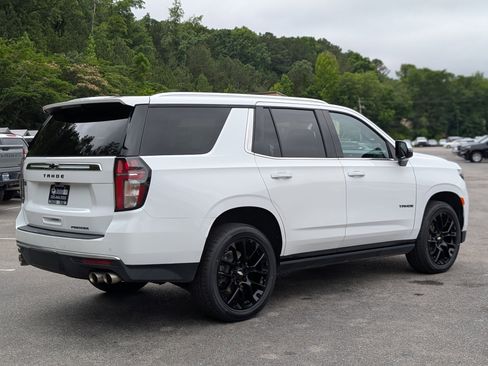 Used 2023 Chevrolet Tahoe Premier RWD image 9
